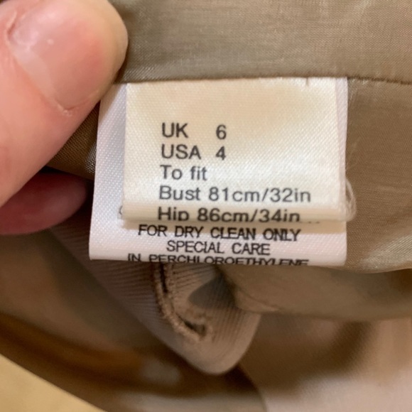 Jaegar 2 piece suit - Picture 10 of 12